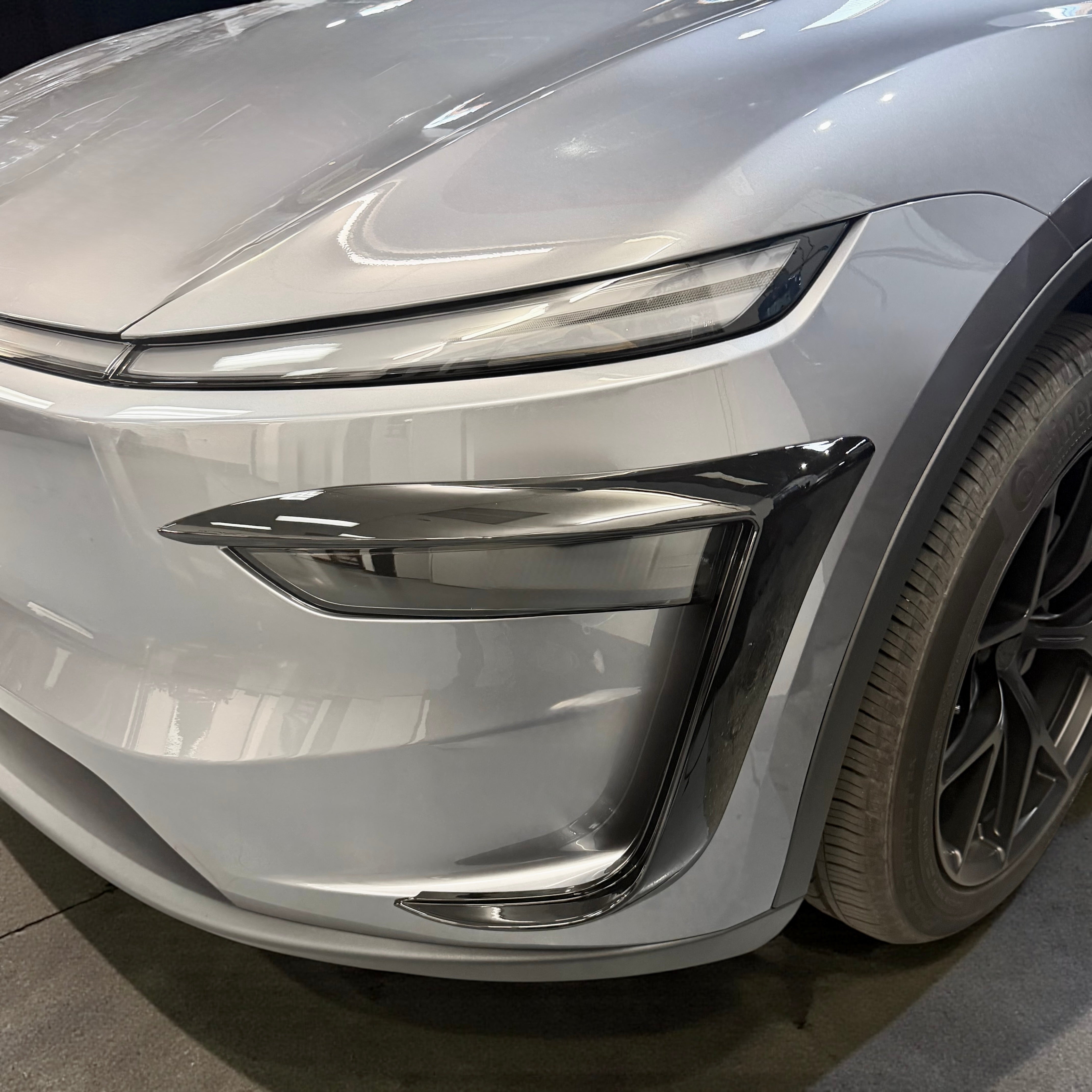 2026+ | Model Y Juniper Refreshed Foglight Canards/Eyelids (1 Pair