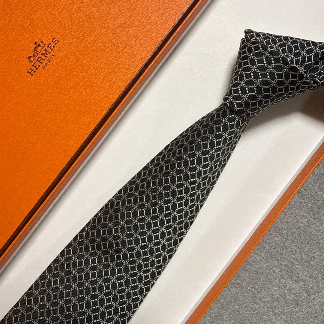 エルメス ネクタイ 黒 シルクジャガード - メルカリ