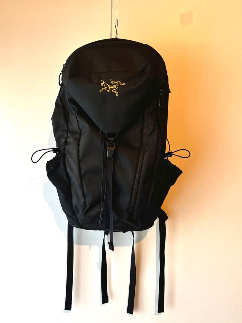 Arc'teryx Mantis20 アークテリクス　マンティス20 Amazon.co.jp: Arc'teryx Mantis 20 バックパック | コンパクト 万能