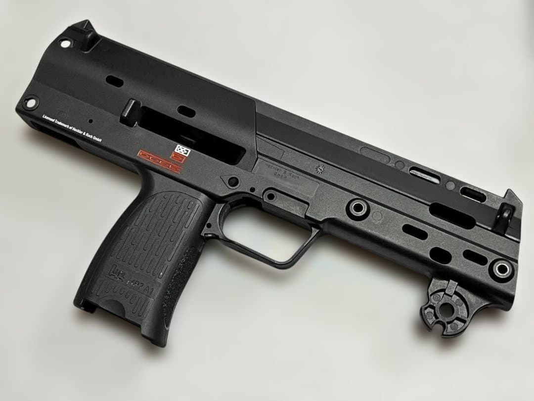 VFC MP7A1 電動ガン用 レシーバー/サイドレール/ロアフロントレイル VFC MP7 GBB用 純正サイドレールを電動 MP7で使う為に買ってみた