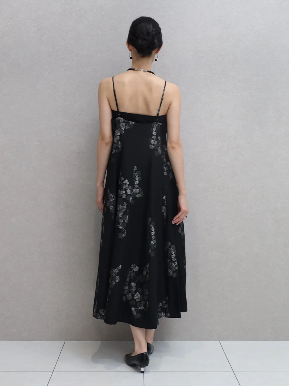 resilのワンピース/ドレスの商品一覧｜ファッション通販のYAMADAYA STORE